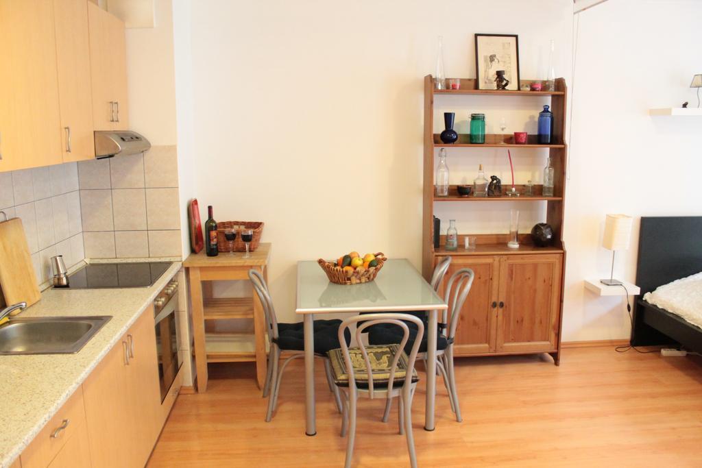 Erkel Apartment Budapest Bagian luar foto