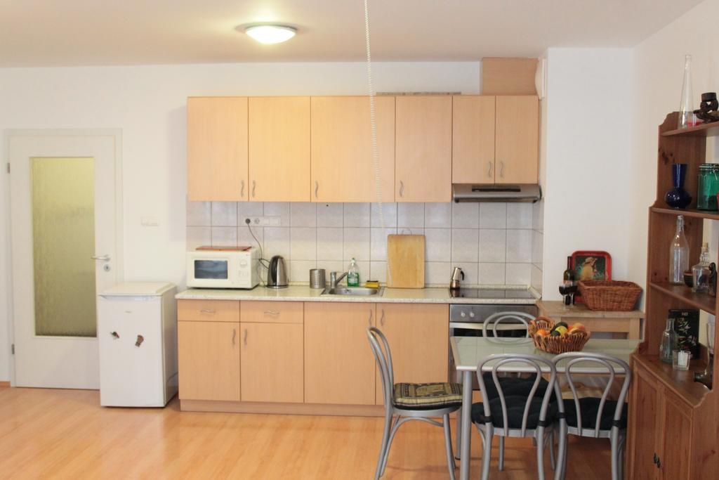 Erkel Apartment Budapest Bagian luar foto